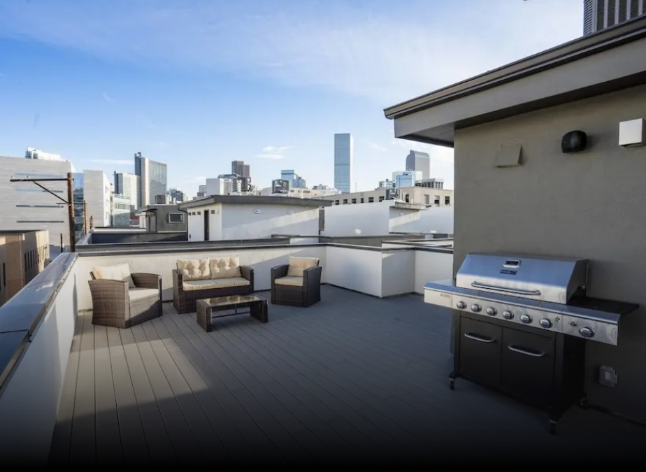 Mile High Lifestyle Townhome in Golden Triangle Rooftop Views